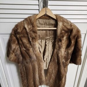 Women's Short Faux Fur Jacket in Warm Brown